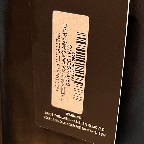 Pretty Little Thing Black Vinyl Panel Split Hem Skinny Trouser - Picture 5 of 8